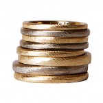 Guld og hvidgulds ringe, forskellige størelser pris fra 2200.- kr. Dess nr. 135