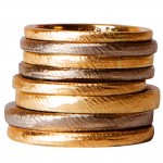 Guld og hvidgulds ringe, forskellige størelser pris fra 2200.- kr. Dess nr. 135